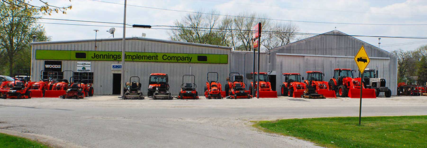 Jennings Implement Company Bement, IL Farm Equipment, Machinery, Trucks, Trailers, and